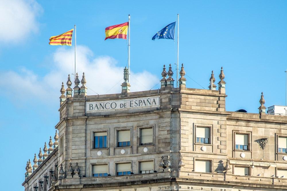 bank of spain coinbase regulatory approval